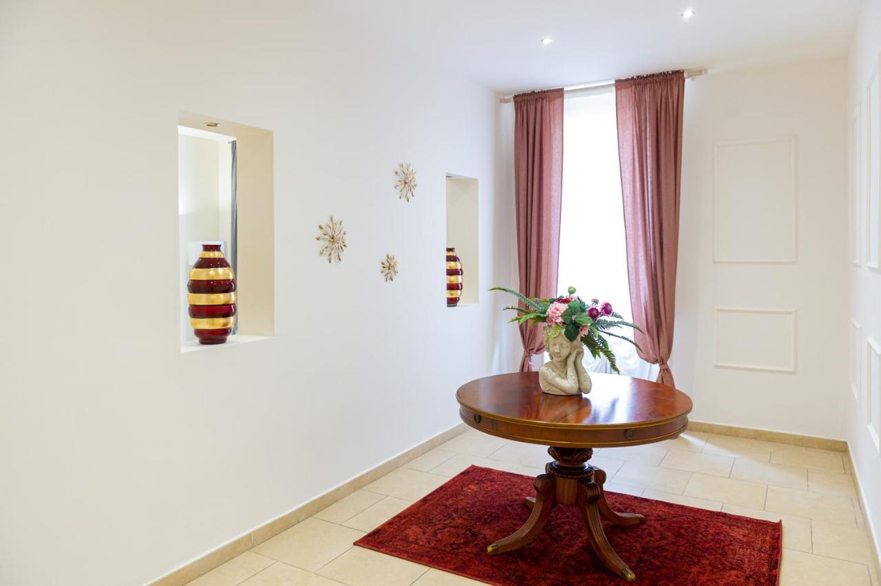 Internotre Luxury Apartment Bari Esterno foto