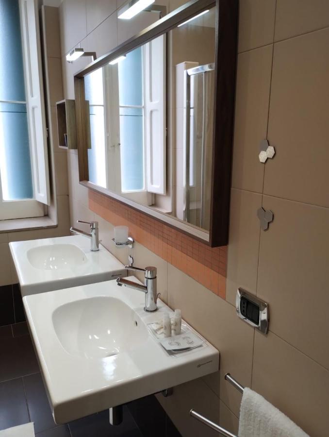 Internotre Luxury Apartment Bari Esterno foto
